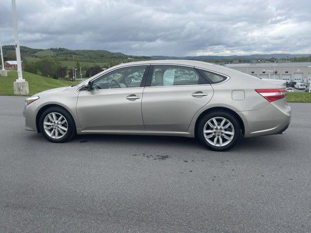 2013 Toyota Avalon 4dr Sdn XLE Premium (Natl)
