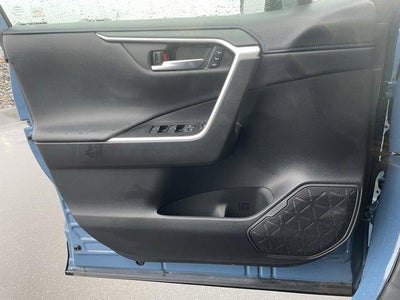 2023 Toyota RAV4 Hybrid XSE AWD (Natl)