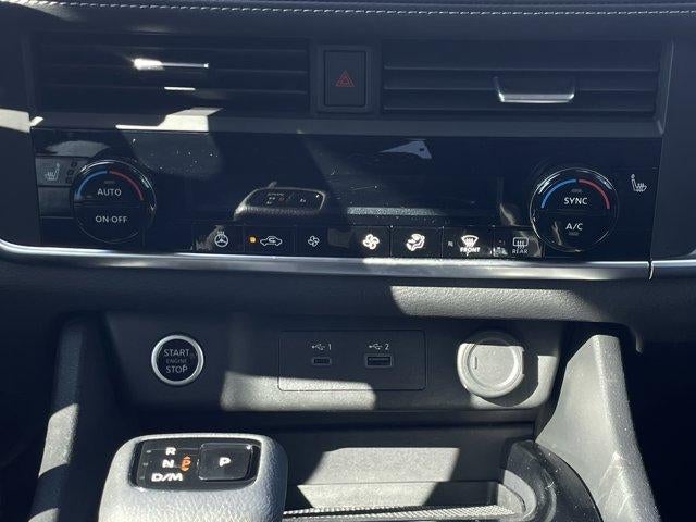 2023 Nissan Rogue AWD SV