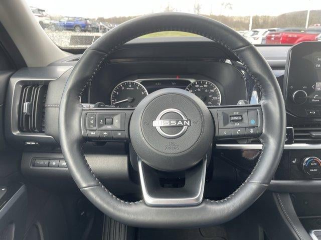 2025 Nissan Pathfinder SL 4WD