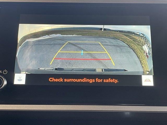 2025 Toyota Tundra 4WD 4WD SR5 CrewMax 5.5' Bed (SE)