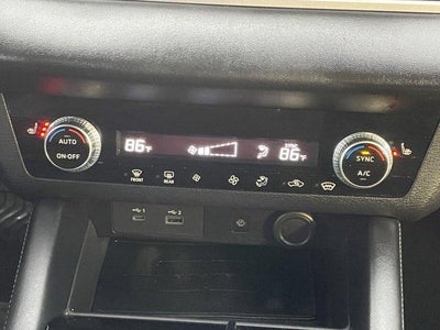 2022 Mitsubishi Outlander SE Launch Edition S-AWC