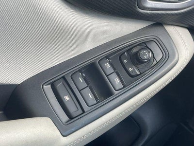2023 Subaru Forester Premium CVT