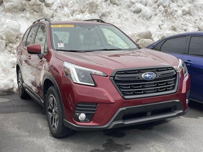 2023 Subaru Forester Premium CVT
