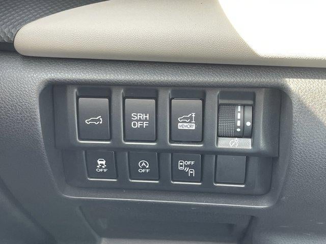 2023 Subaru Forester Limited CVT