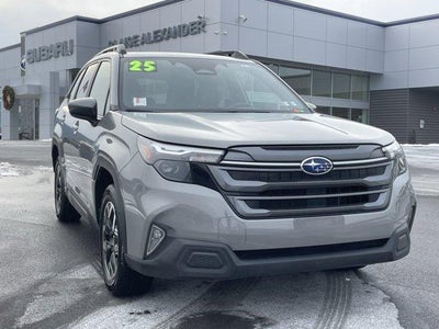 2025 Subaru Forester Premium AWD