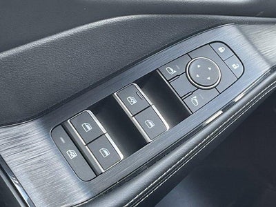 2023 Nissan Rogue AWD Platinum *Ltd Avail*