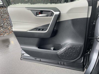 2023 Toyota RAV4 XLE Premium AWD (Natl)