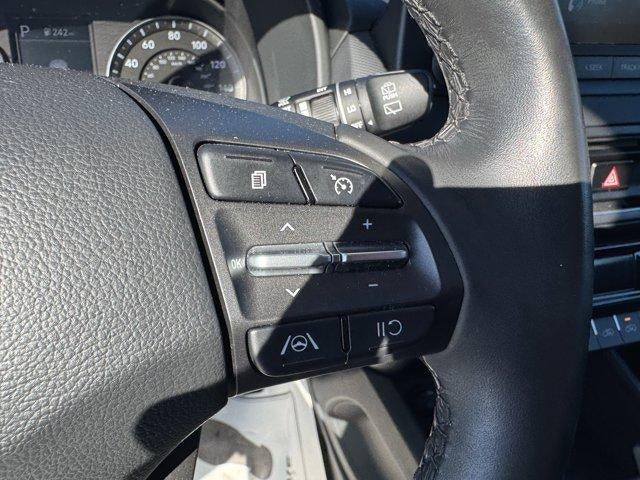 2022 Hyundai KONA SEL Auto AWD