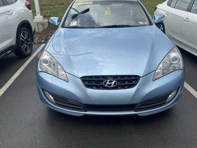 2010 Hyundai GENESIS Coupe 2dr 3.8L Man Track