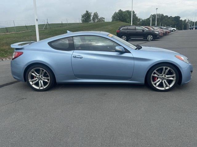2010 Hyundai GENESIS Coupe 2dr 3.8L Man Track