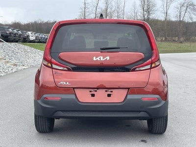 2022 Kia Soul LX IVT