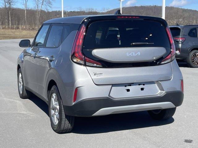 2023 Kia Soul LX IVT