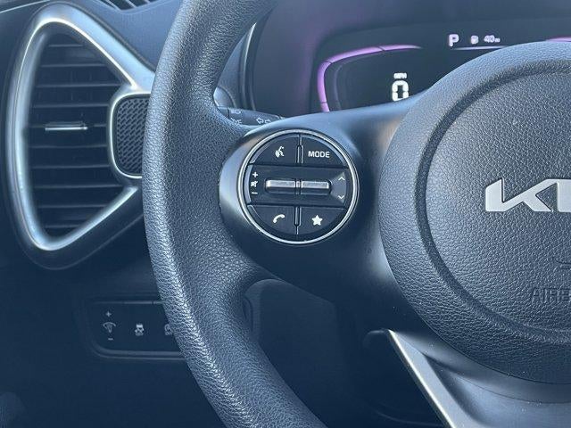 2023 Kia Soul LX IVT