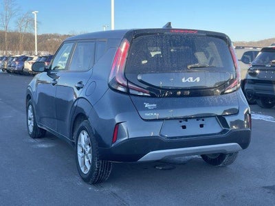 2023 Kia Soul LX IVT