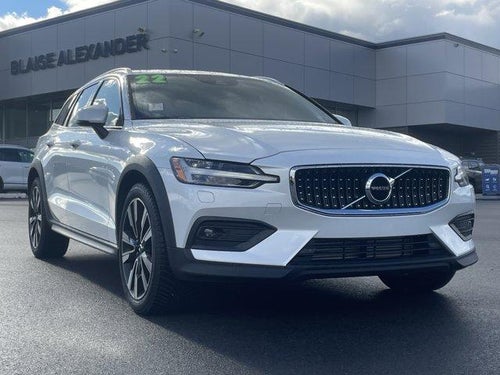 2022 Volvo V60 Cross Country T5 AWD
