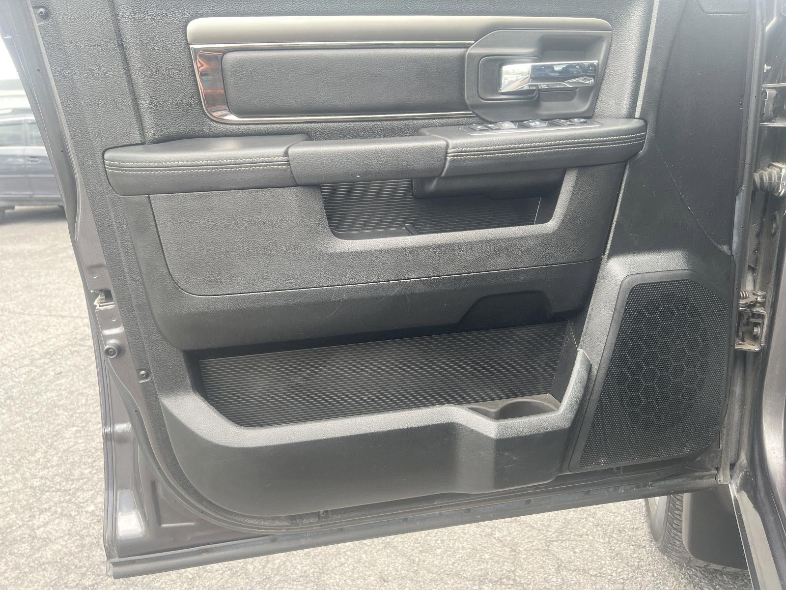2017 RAM 1500 Sport 4x4 Crew Cab 6'4" Box