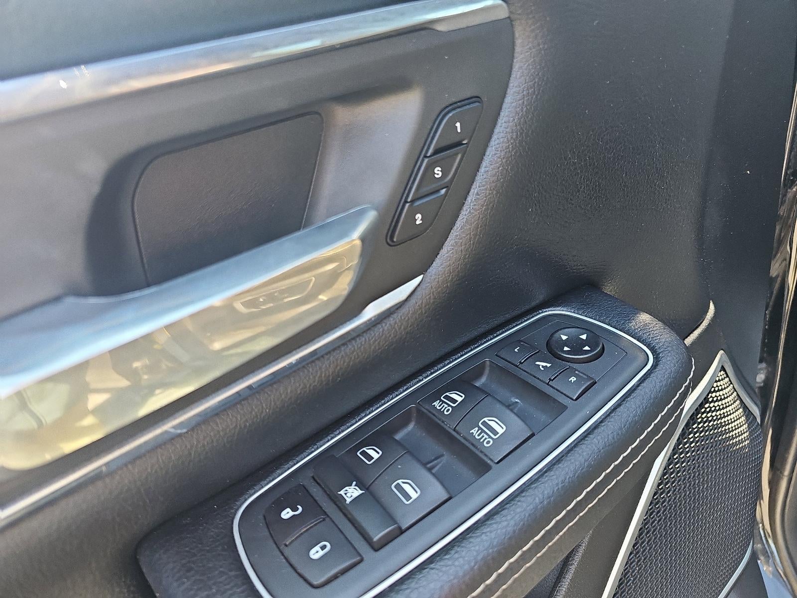 2021 RAM 1500 Laramie 4x4 Crew Cab 5'7" Box