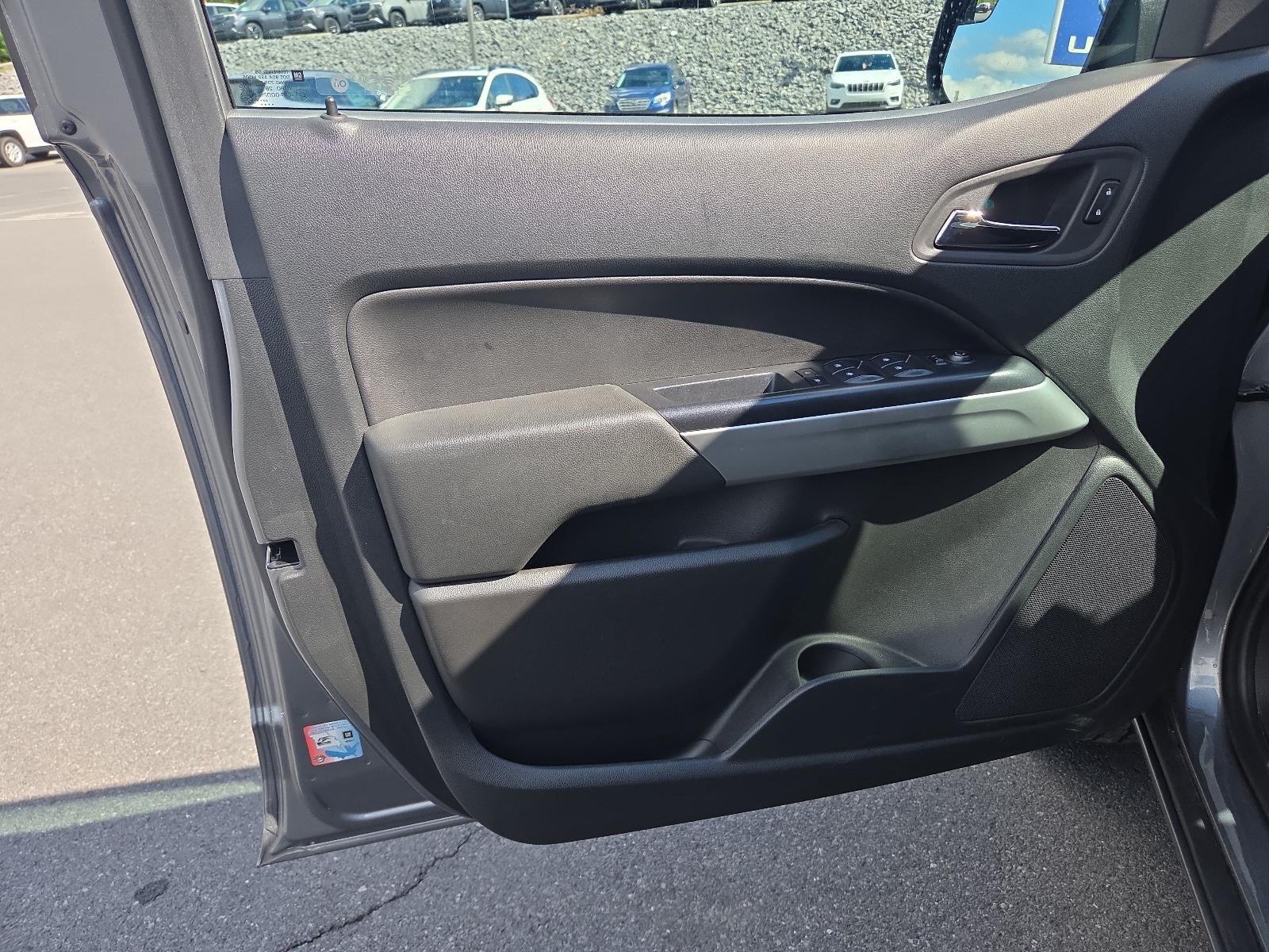 2022 Chevrolet Colorado Crew Cab Short Box 4-Wheel Drive LT