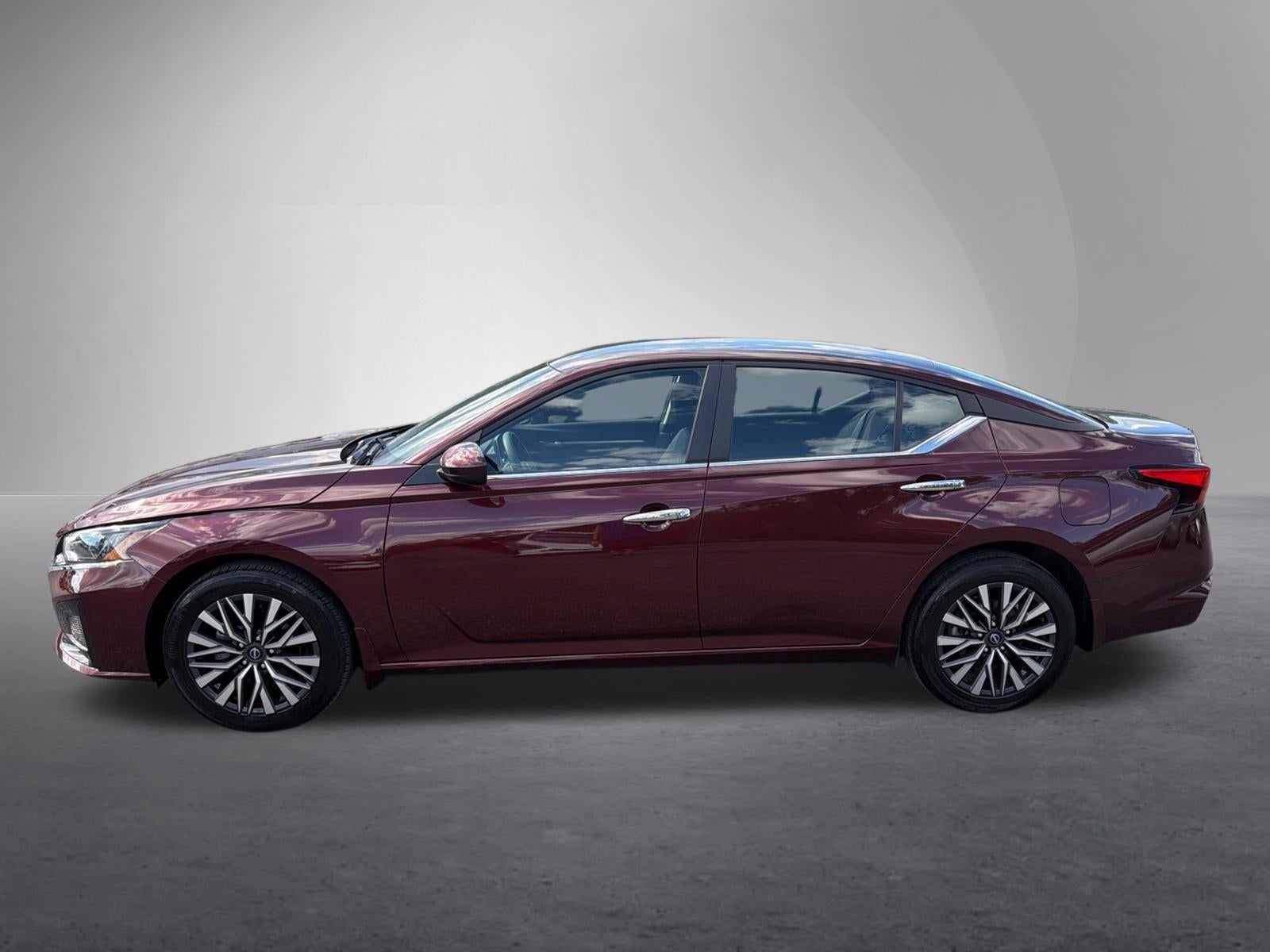 2023 Nissan Altima 2.5 SV AWD Sedan