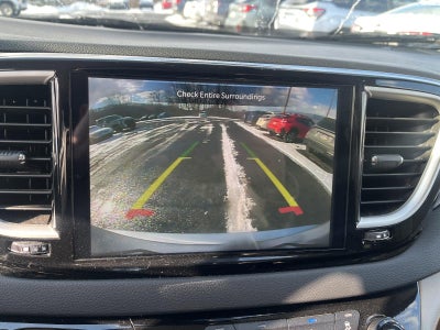 2024 Chrysler Pacifica Touring L FWD