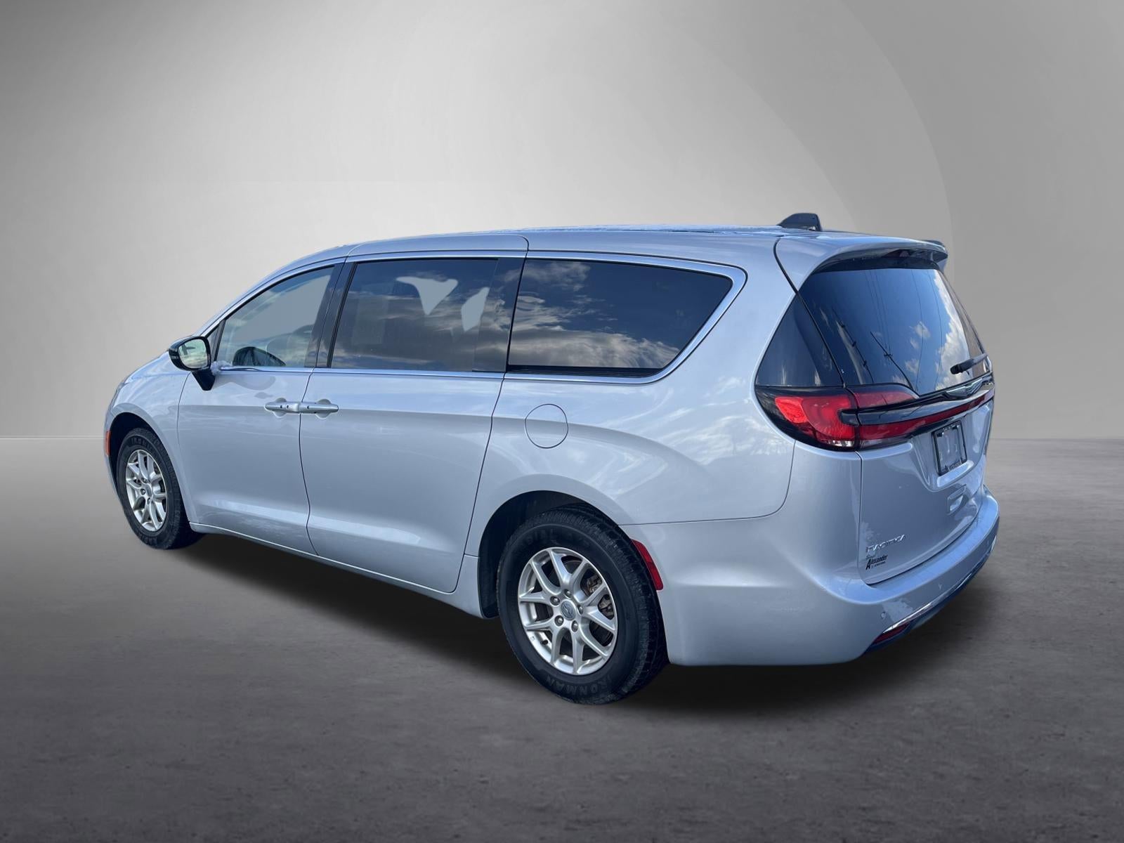 2024 Chrysler Pacifica Touring L FWD