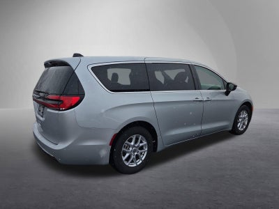 2024 Chrysler Pacifica Touring L FWD