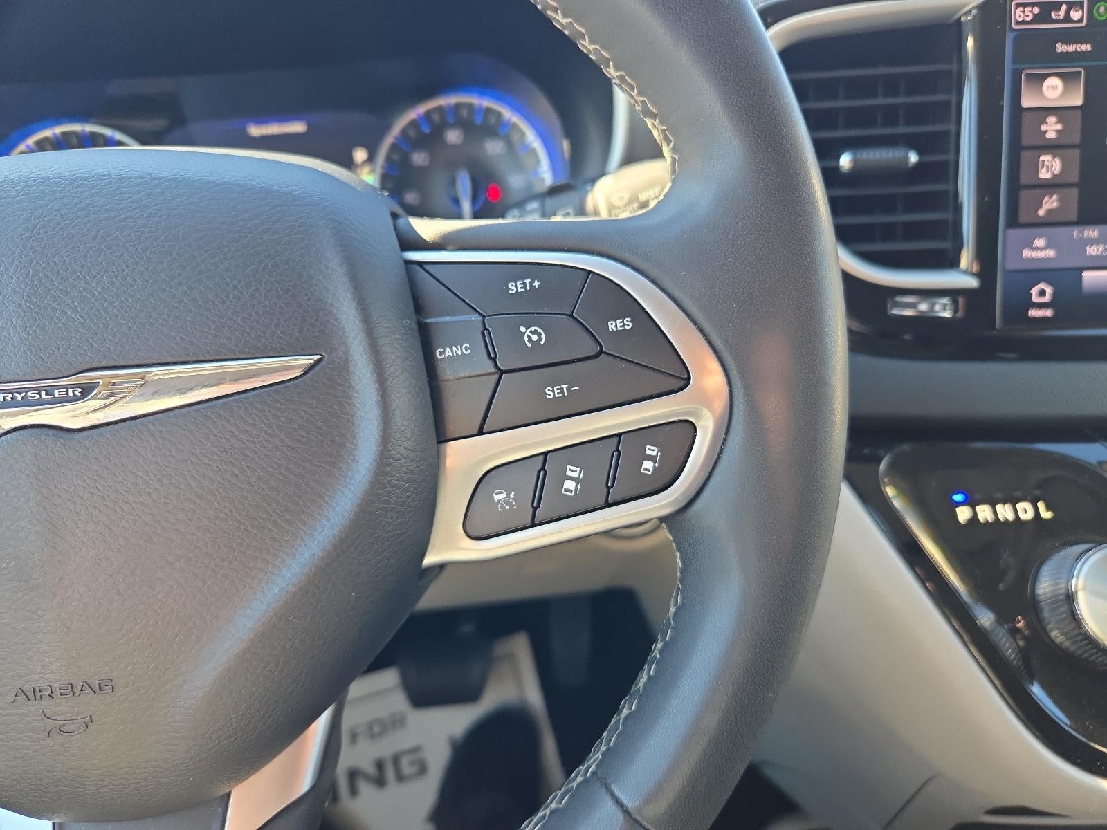 2024 Chrysler Pacifica Touring L FWD