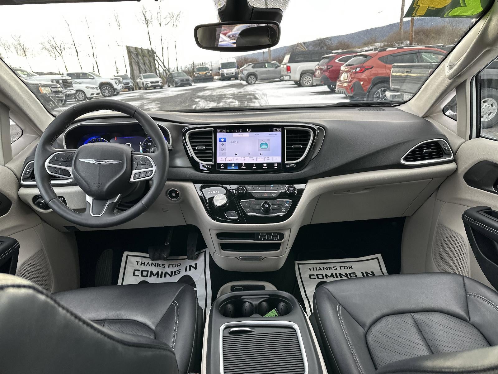 2024 Chrysler Pacifica Touring L FWD