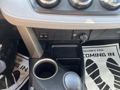 2014 Toyota RAV4 AWD 4dr LE (Natl)
