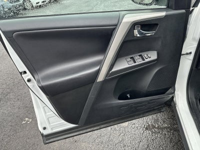 2018 Toyota RAV4 XLE AWD (Natl)