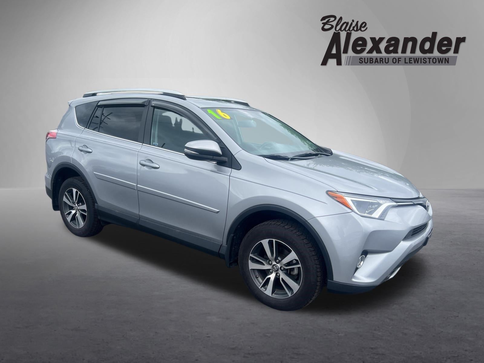 2016 Toyota RAV4 AWD 4dr XLE (Natl)