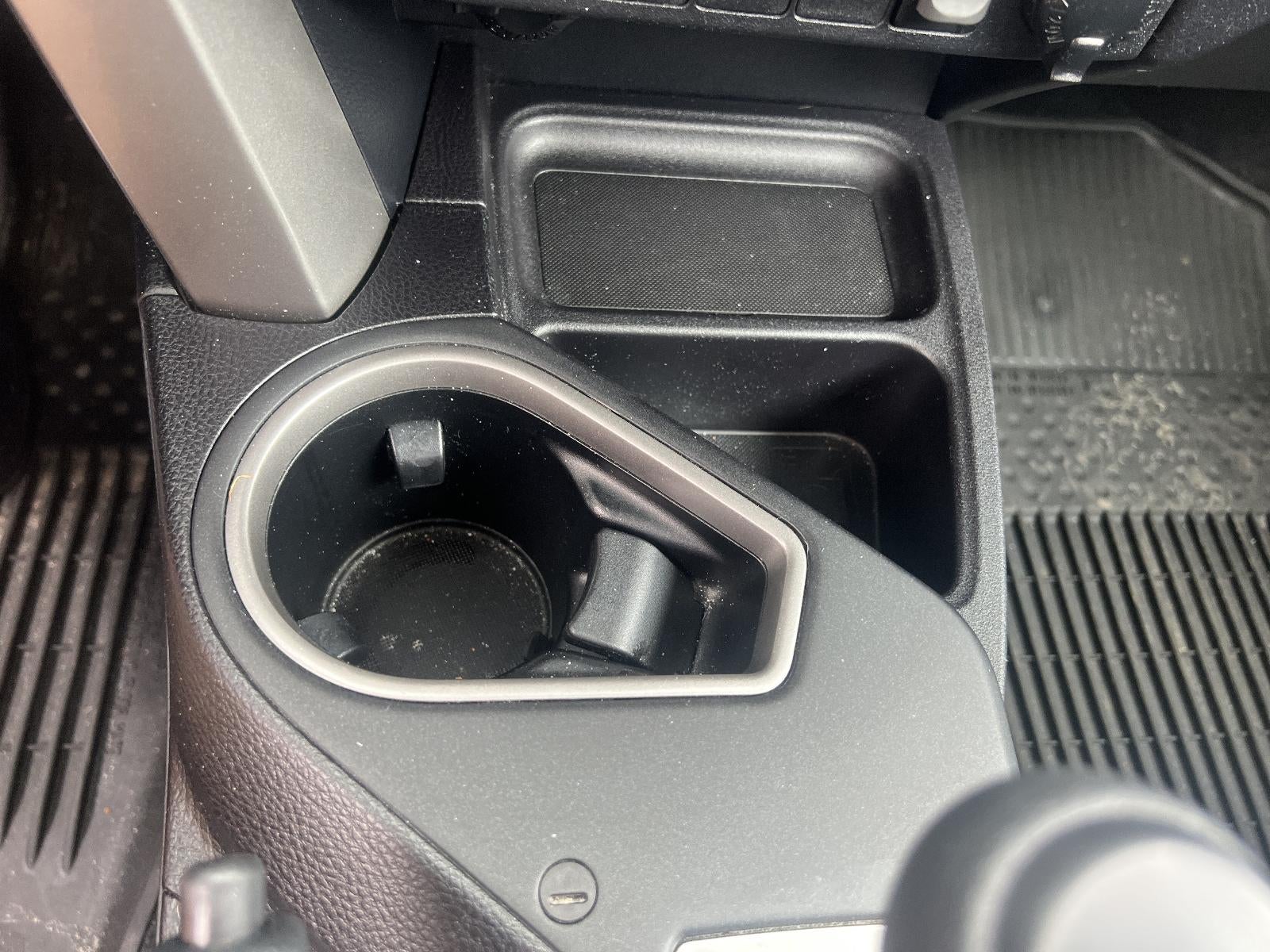 2016 Toyota RAV4 AWD 4dr XLE (Natl)