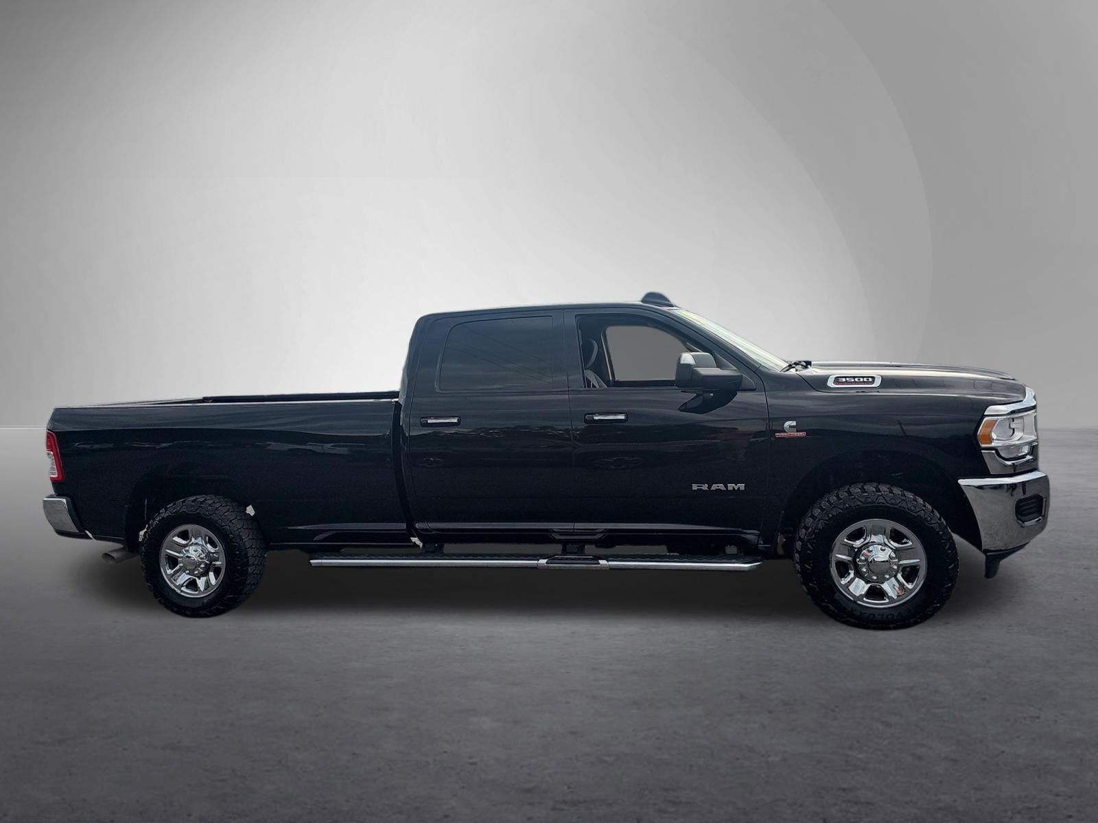 2019 RAM 3500 Big Horn 4x4 Crew Cab 8' Box
