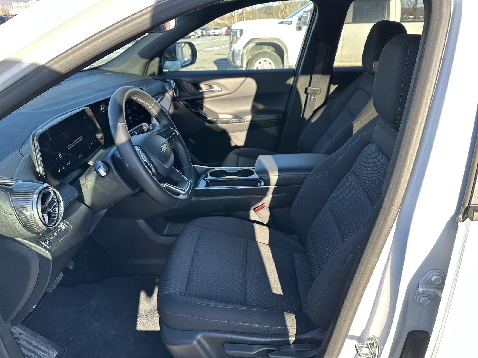 2025 Chevrolet Equinox AWD LT