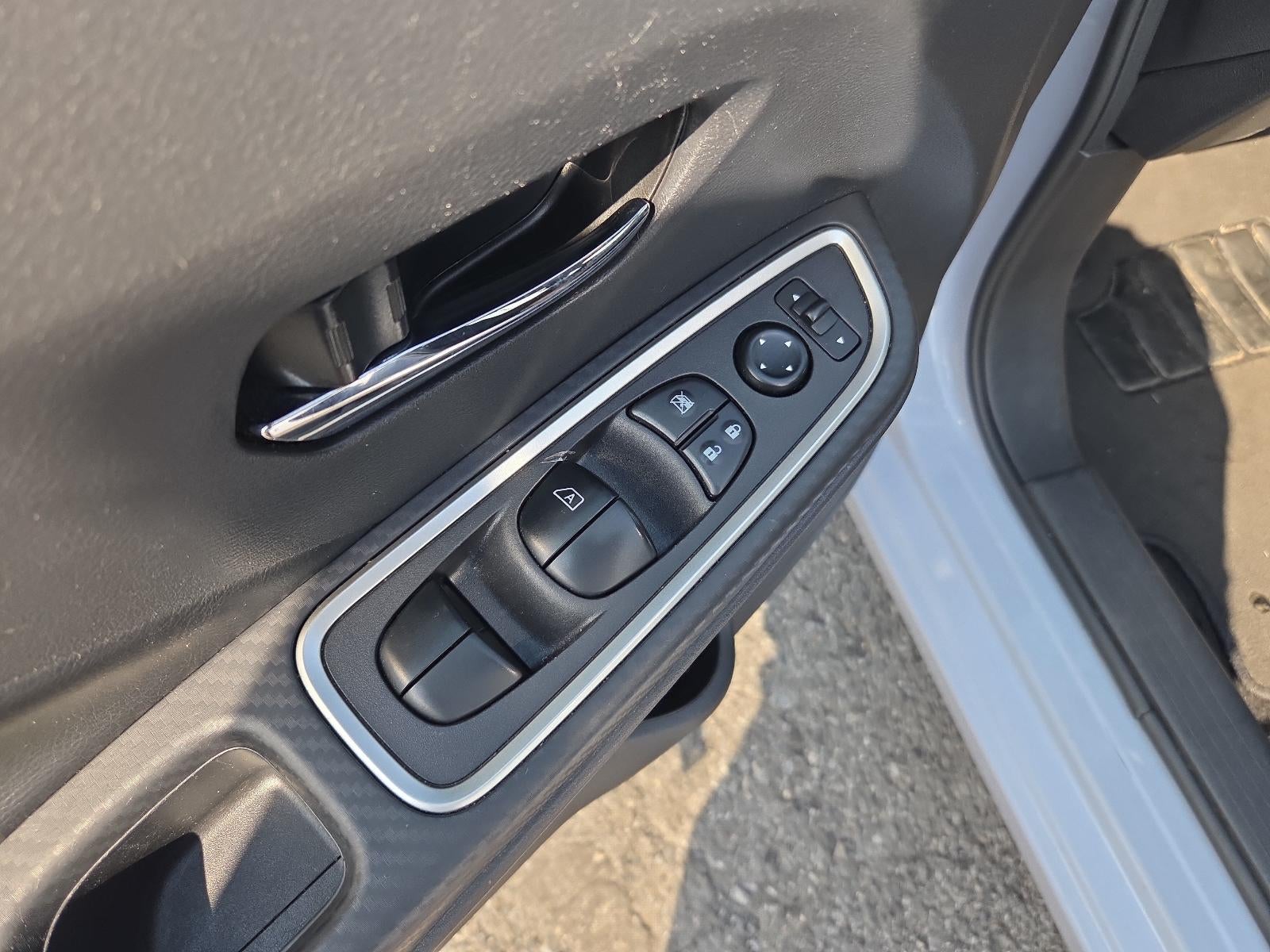 2024 Nissan Versa SR CVT