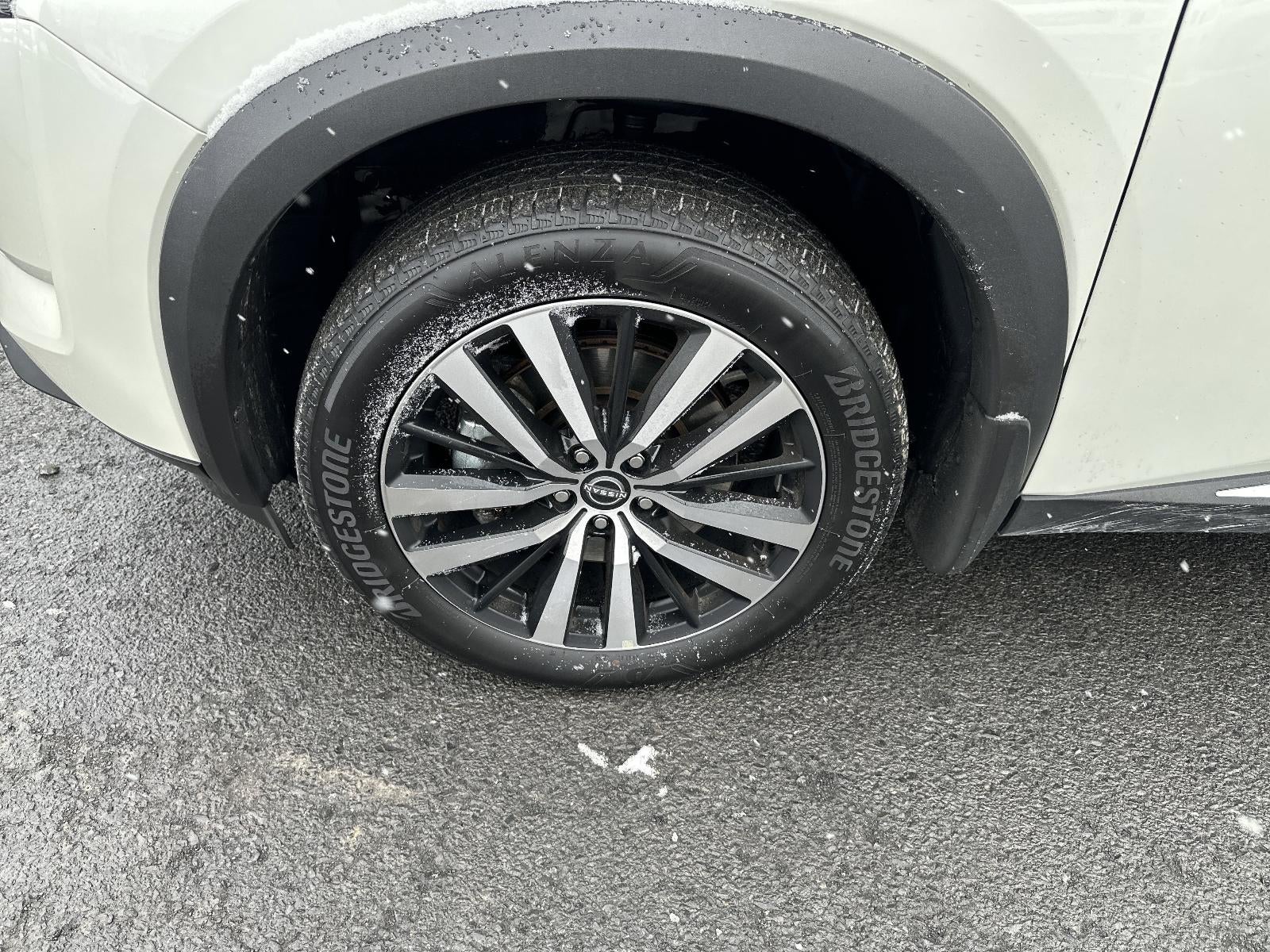 2024 Nissan Pathfinder Platinum 4WD