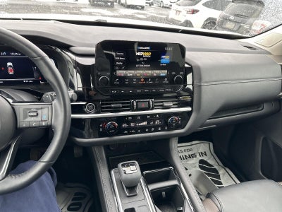 2024 Nissan Pathfinder Platinum 4WD