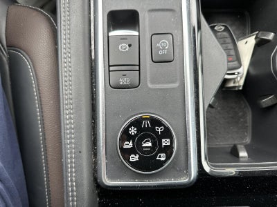 2024 Nissan Pathfinder Platinum 4WD