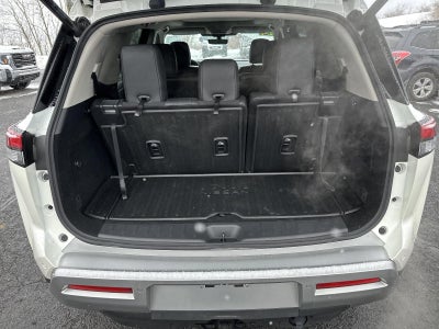 2024 Nissan Pathfinder Platinum 4WD