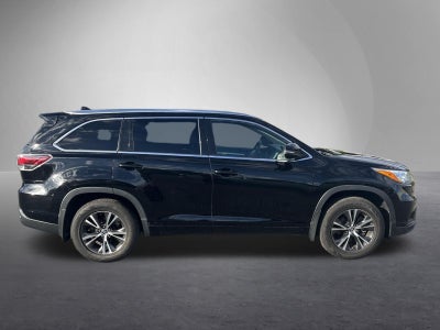 2016 Toyota Highlander AWD 4dr V6 XLE (Natl)