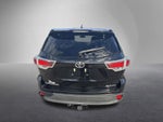 2016 Toyota Highlander AWD 4dr V6 XLE (Natl)