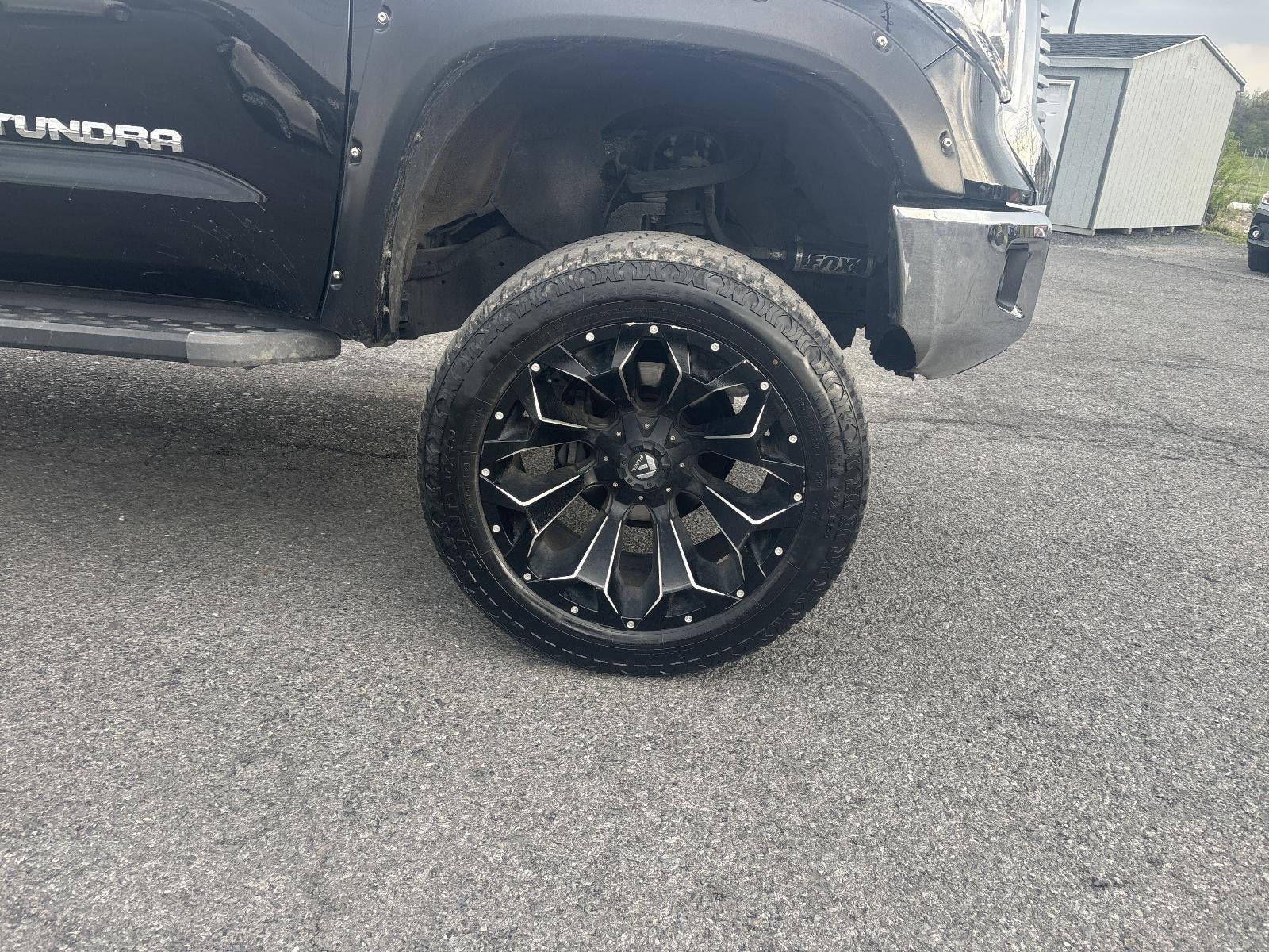 2015 Toyota Tundra 4WD Truck 4WD CrewMax Short Bed 5.7L Limited (Natl)