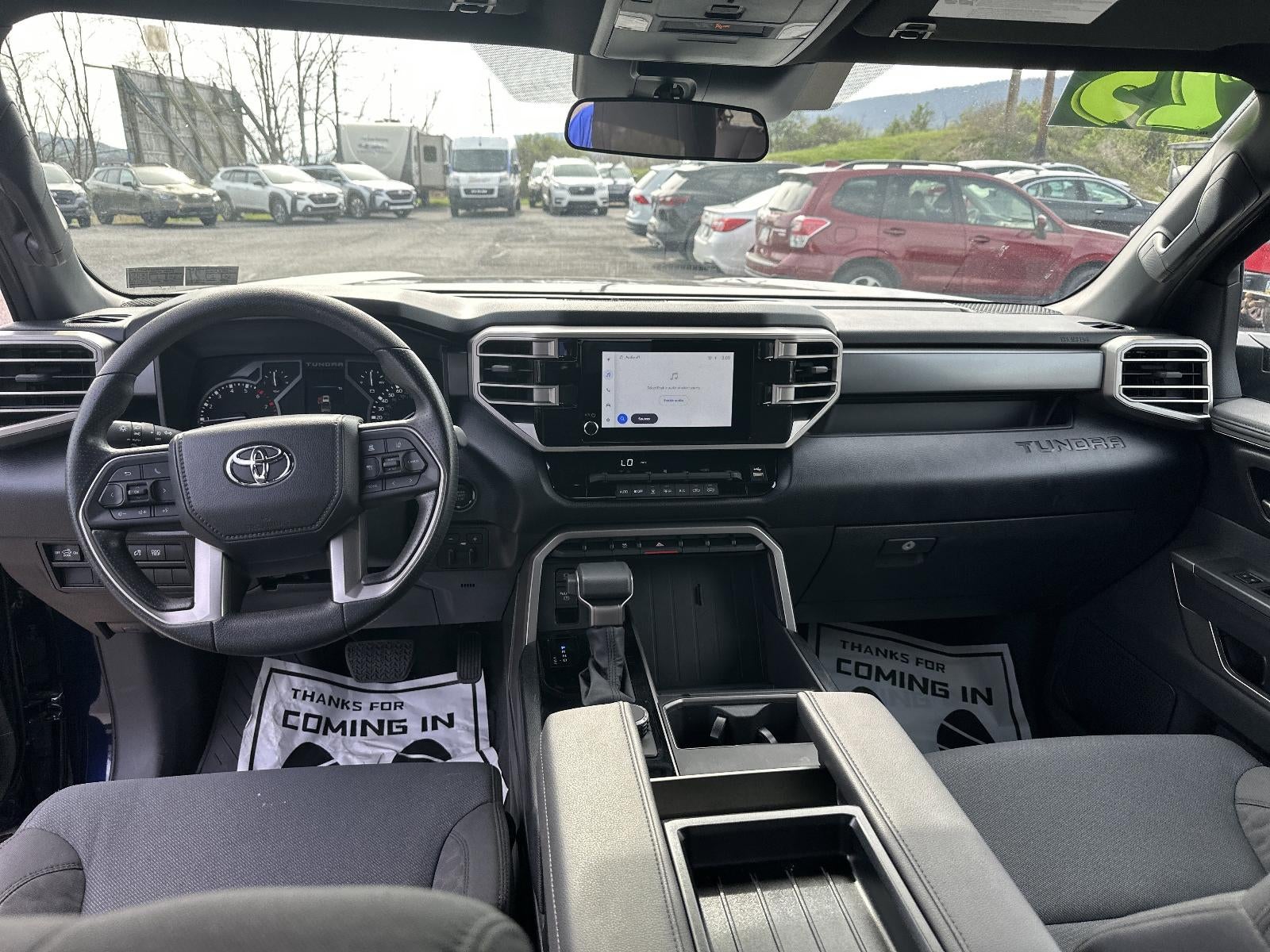 2025 Toyota Tundra 4WD 4WD SR5 CrewMax 5.5' Bed (SE)