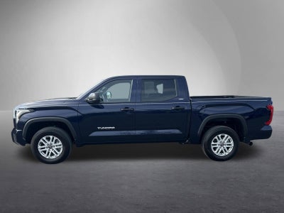 2025 Toyota Tundra 4WD 4WD SR5 CrewMax 5.5' Bed (SE)