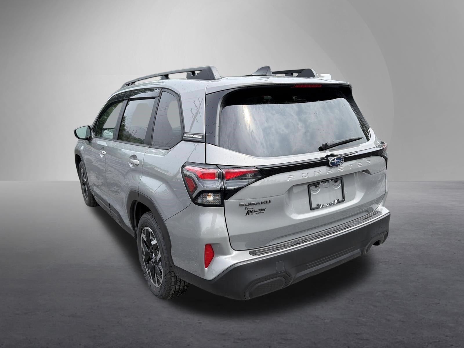 2025 Subaru Forester Premium AWD
