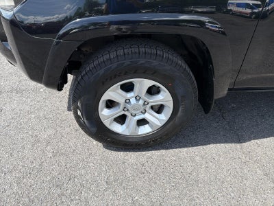 2024 Toyota 4Runner SR5 4WD (GS)