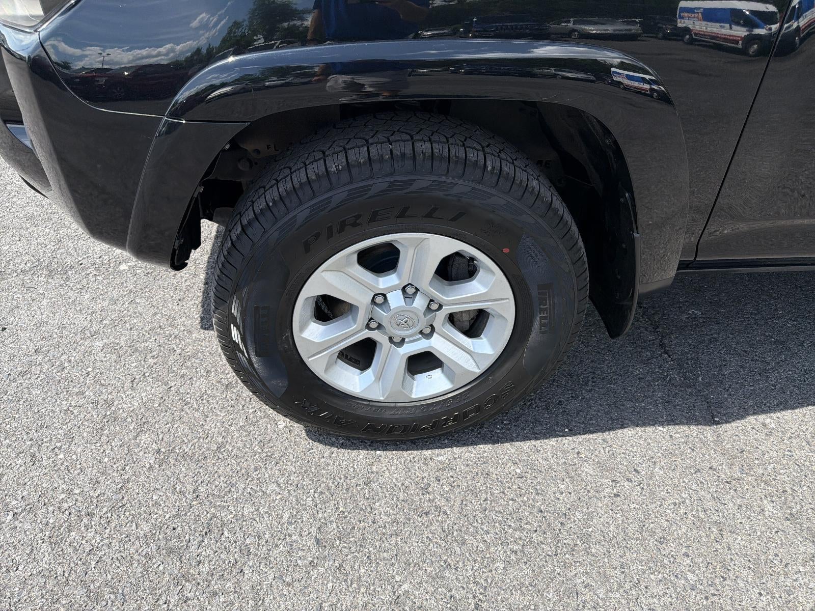 2024 Toyota 4Runner SR5 4WD (GS)