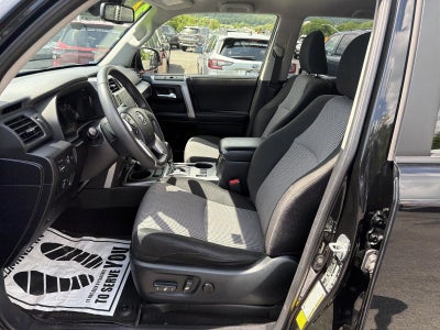 2024 Toyota 4Runner SR5 4WD (GS)