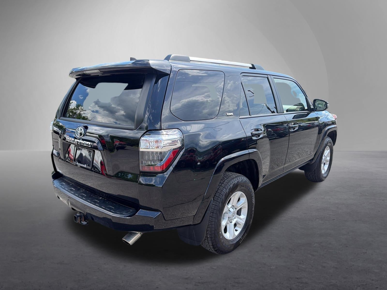 2024 Toyota 4Runner SR5 4WD (GS)